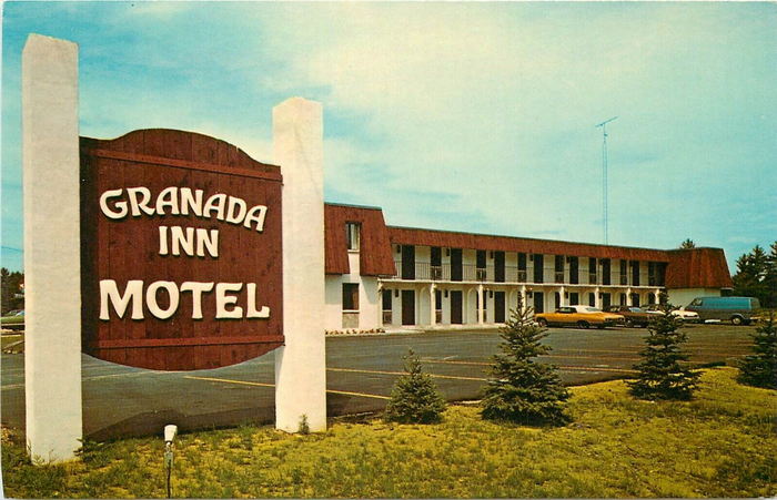 Granada Inn Motel - Vintage Postcard (newer photo)